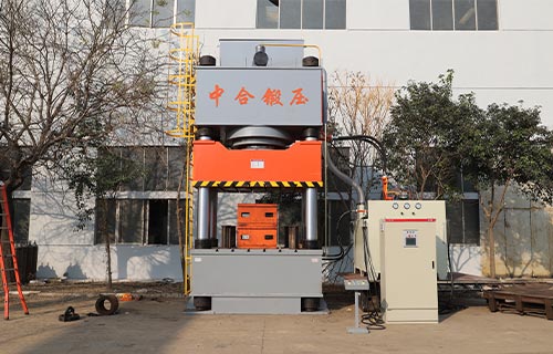 2000噸三梁四柱液壓機(油壓機)技術參數(shù)